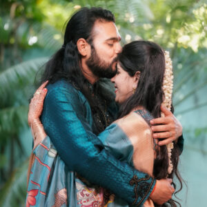 Unlock Lasting Love: The Magic of the 7-Second Hug 🤗💖